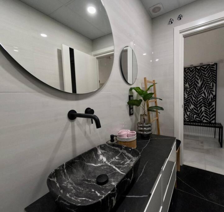 Loft Puerta De Capitulares Apartment Cordoba Ngoại thất bức ảnh